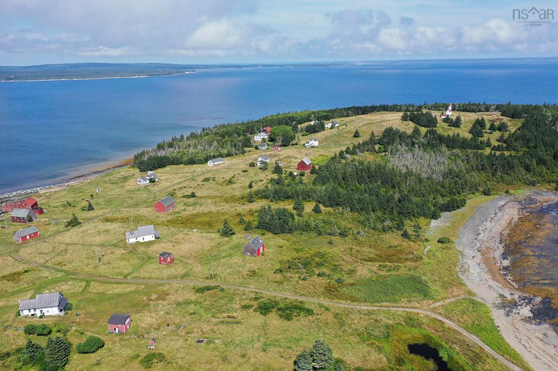 House in Lunenburg, Nova Scotia, Canada 4 - 17708229