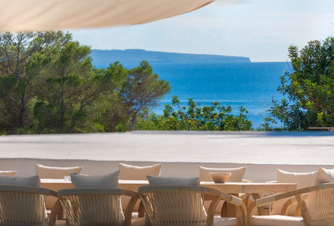 Villa in Sant Josep de sa Talaia, Balearic Islands, Spain 2 - 17711152
