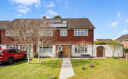 House in Brockenhurst, England 1
