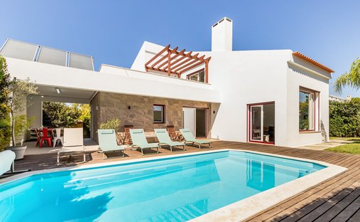 House in Sesimbra (Castelo), Setubal, Portugal 1