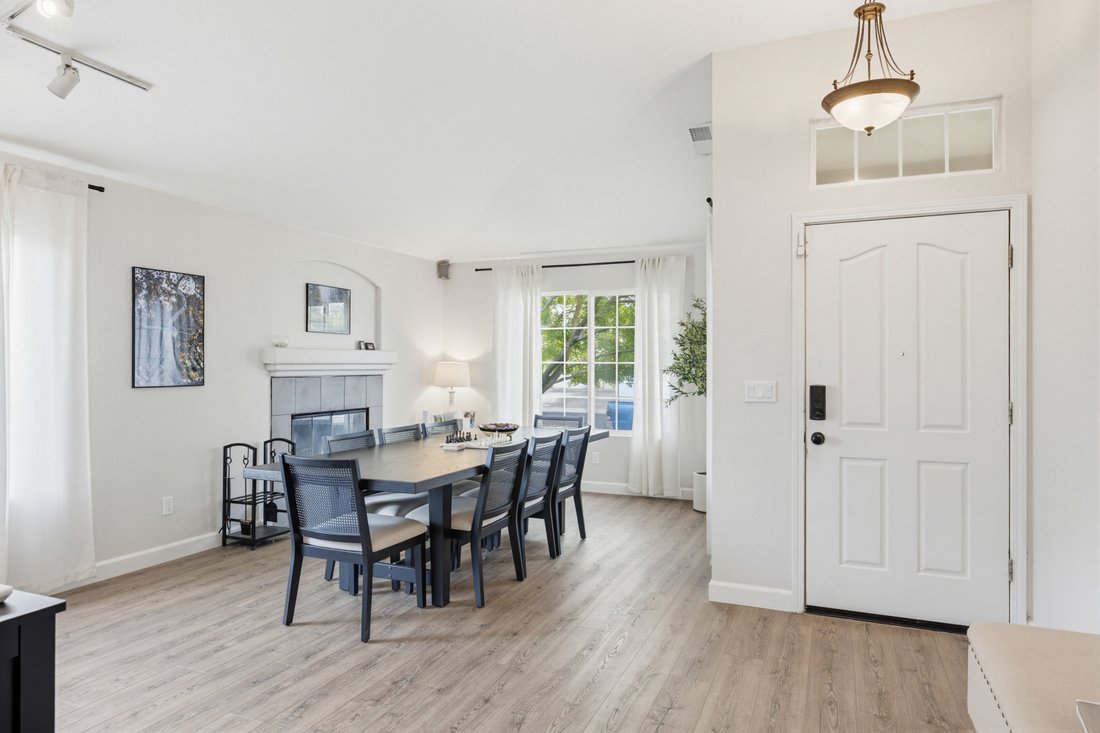 House in Elk Grove, California, United States 5 - 17704965