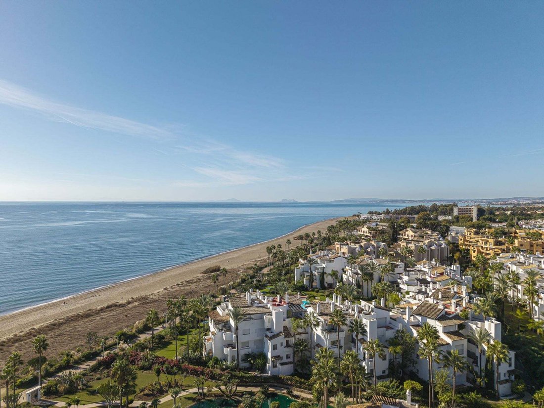 Apartment in Cancelada, Estepona, Andalusia 1 - 17706514