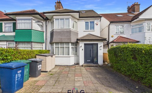 House in Barnet, England 1