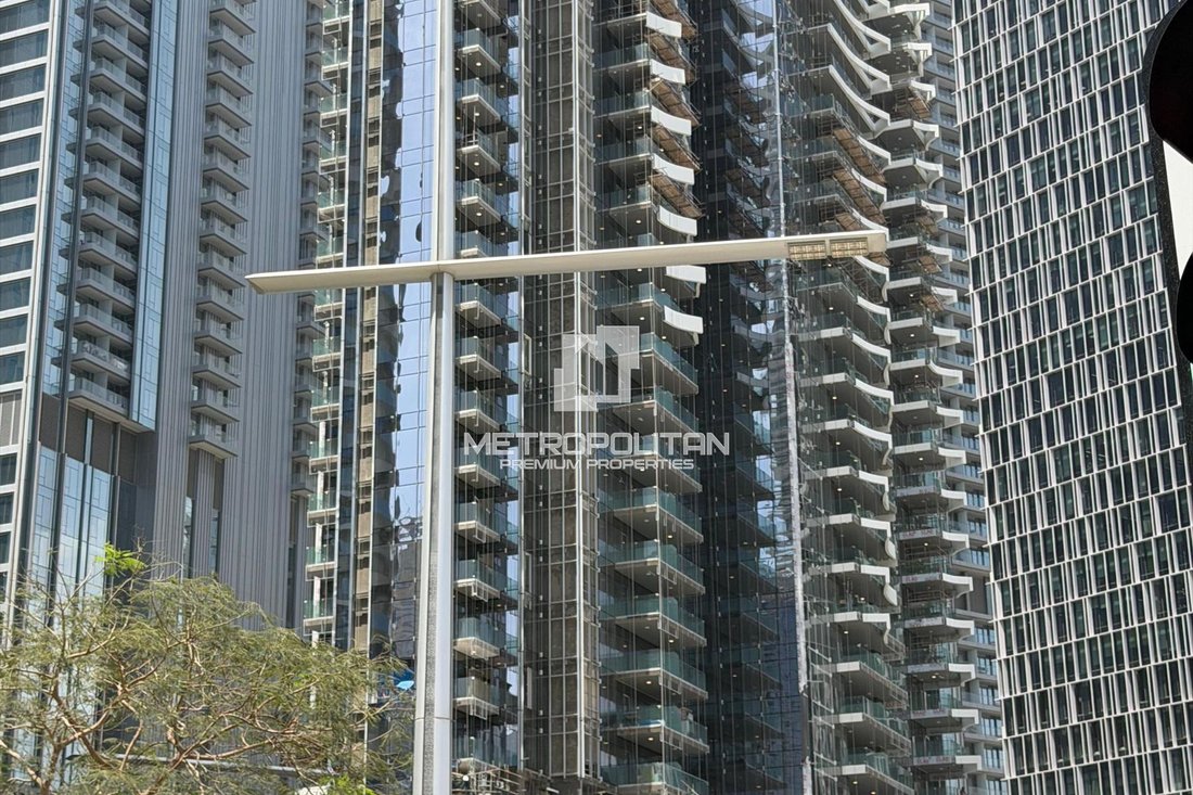 Apartment in Downtown Dubai, Dubai, United Arab Emirates 4 - 16938239