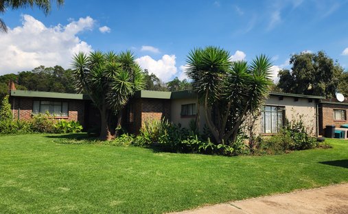 House in Tierpoort, Gauteng, South Africa 1