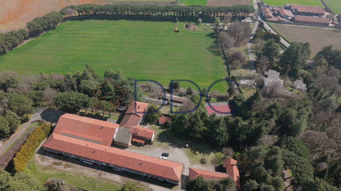 Villa in Borgo Nuovo - Castello District, Rivoli, Piedmont 4 - 17709208