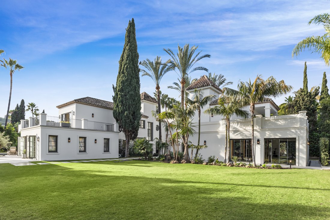 Villa in Nueva Andalucia, Marbella, Spain 4 - 17707552