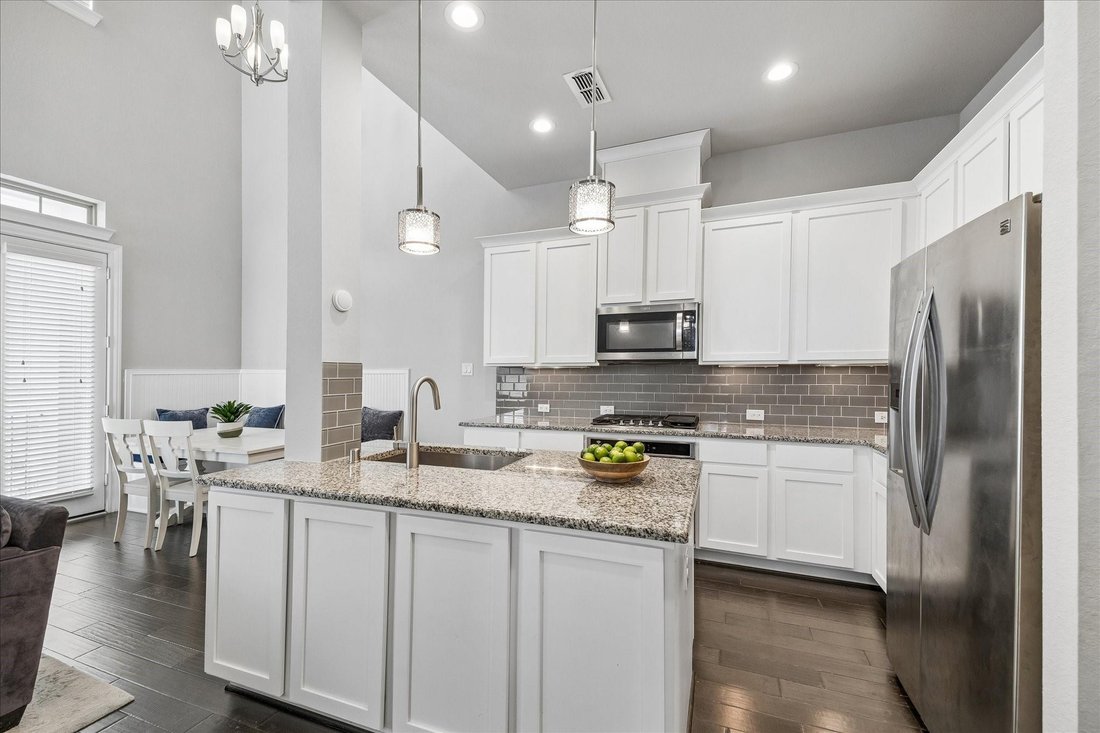 House in Houston, Texas, United States 5 - 17707945