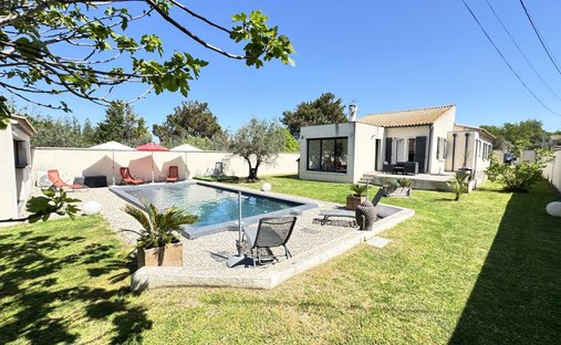 House in Cavaillon, Provence-Alpes-Côte d'Azur, France 1