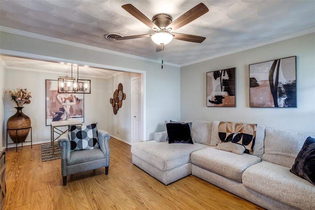 Dallas, Texas, United States 4 - 17705942