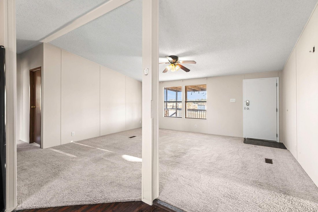Lockhart, Texas, United States 4 - 17707803