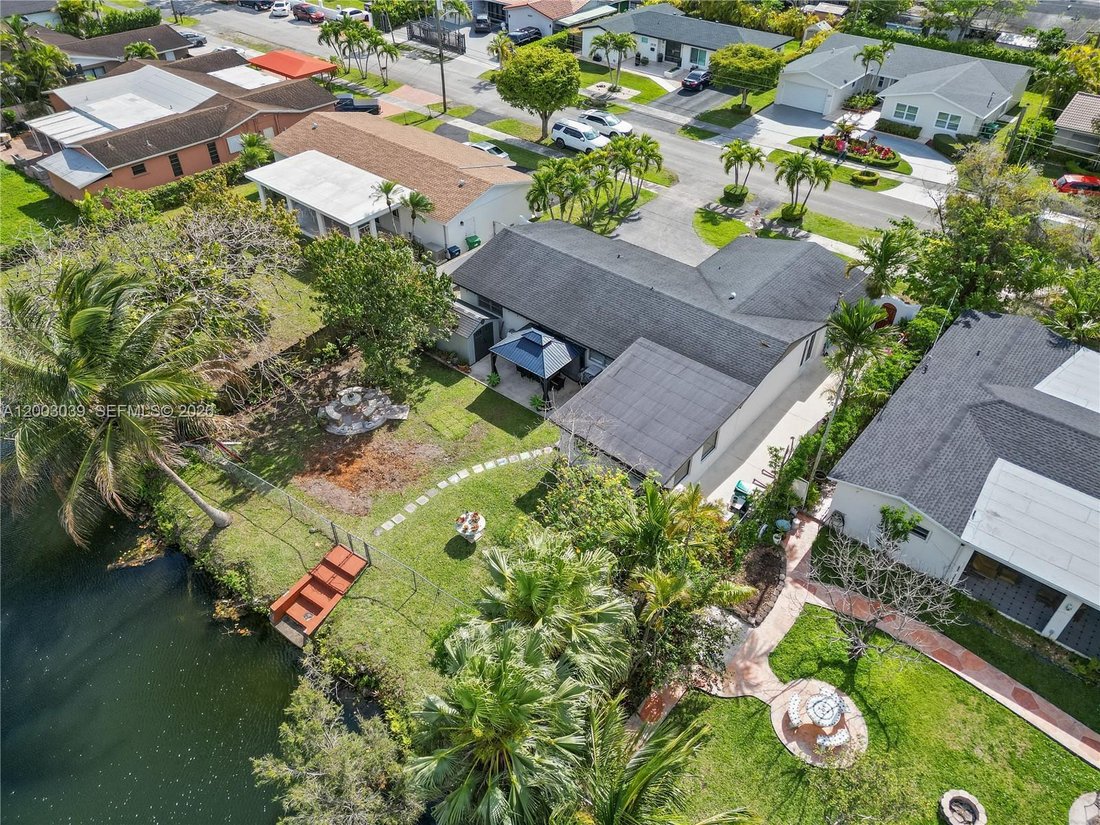House in Miami, Florida, United States 4 - 17706851