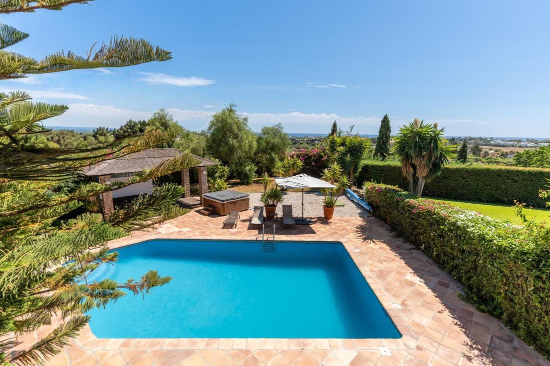 Villa in Benahavis, Andalusia, Spain 2 - 17710615