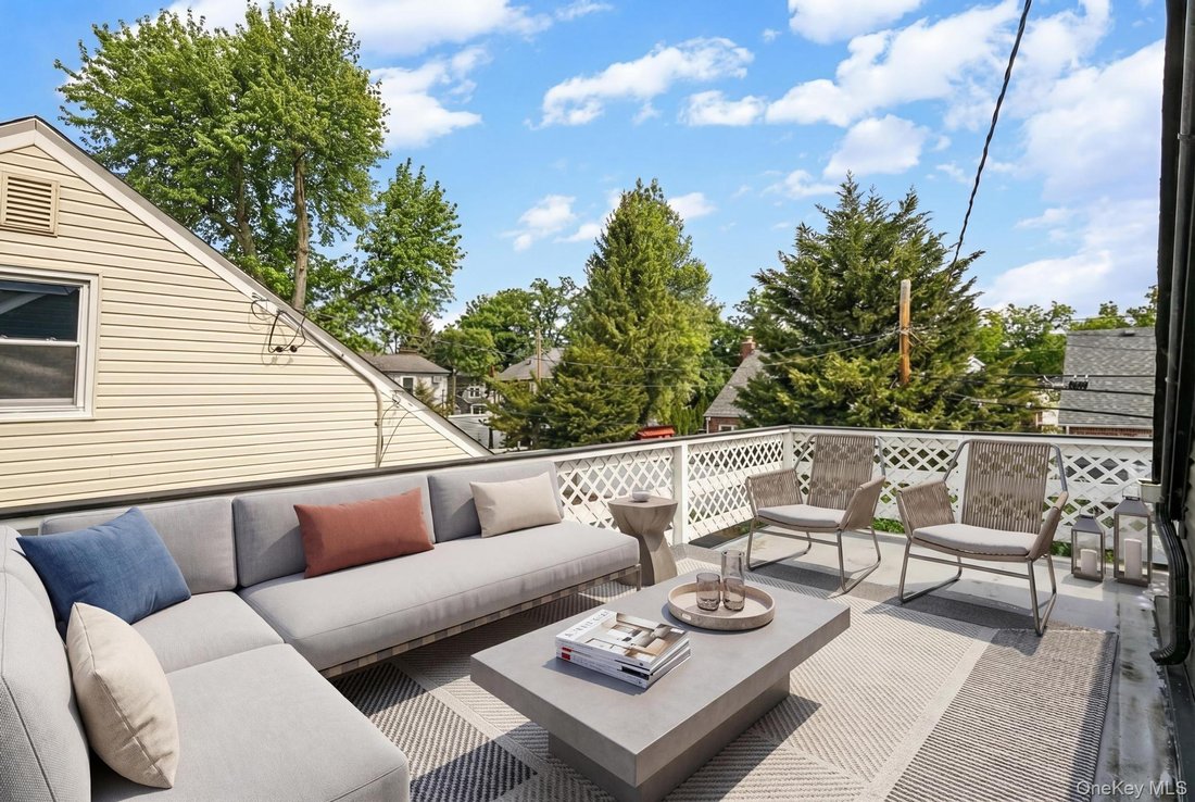 House in New Hyde Park, New York, United States 3 - 17713106