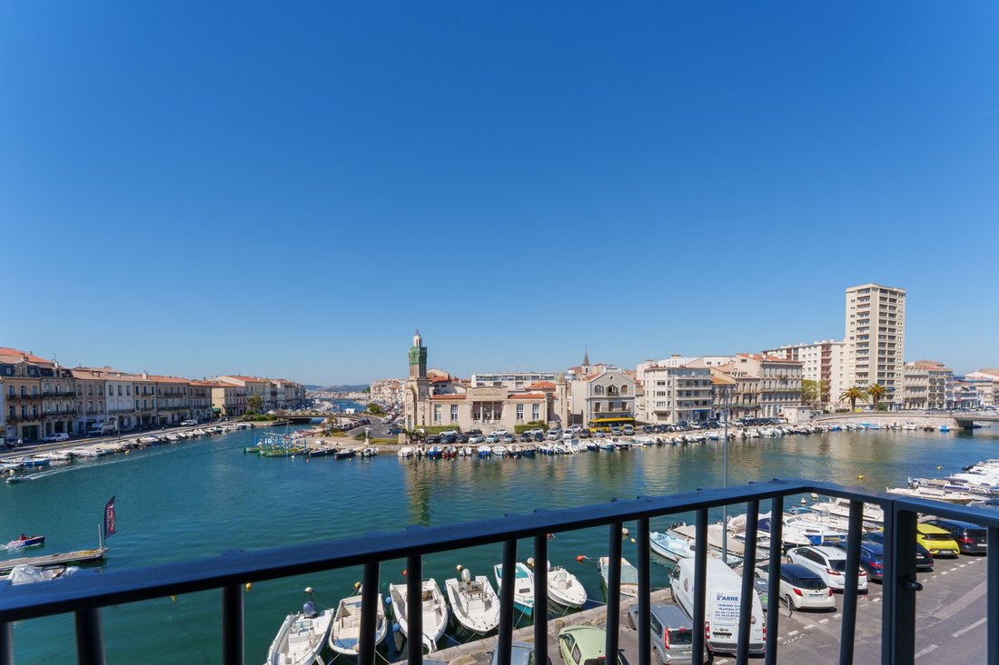 Apartment in La Plagette-Pont de la Gare, Sète, France 3 - 17709905