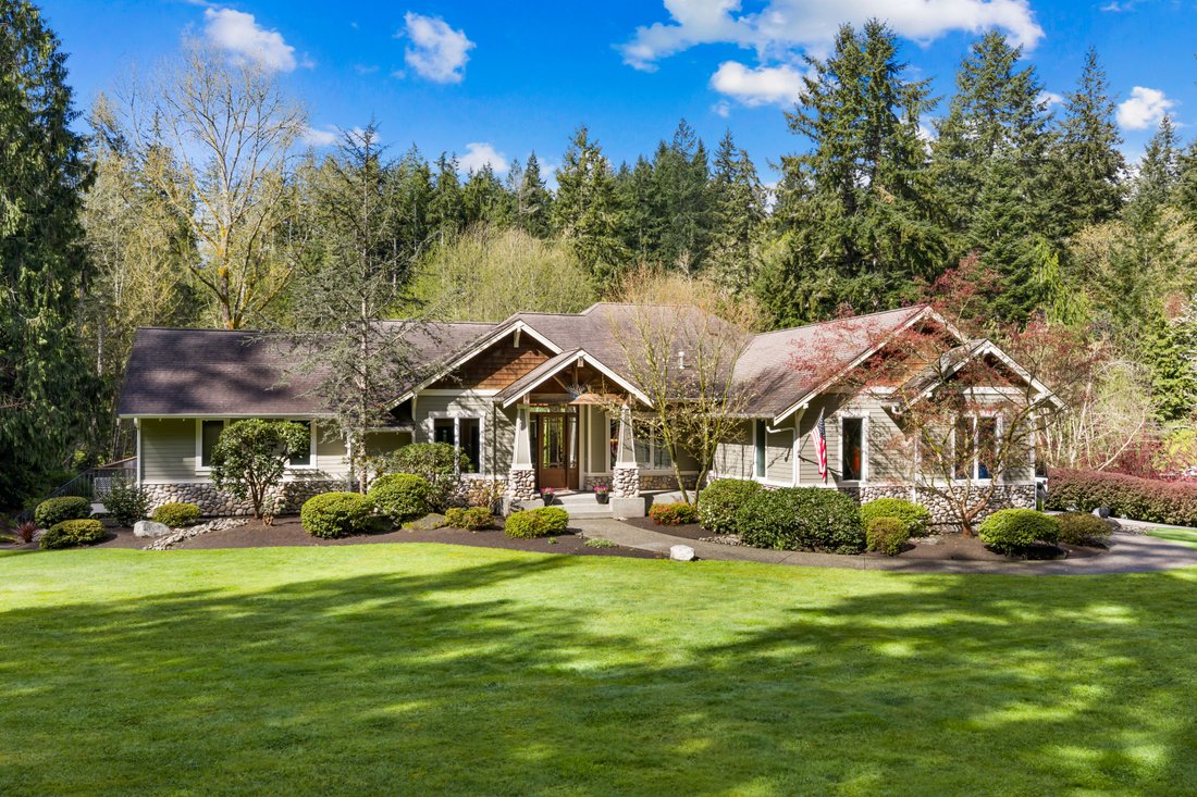 Poulsbo, Washington, United States 2 - 17711691