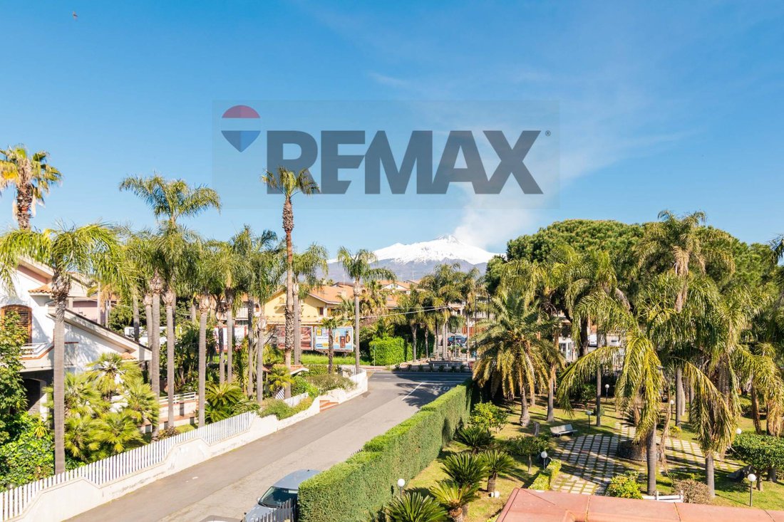 Villa in Aci Sant'Antonio, Sicily, Italy 4 - 17709426