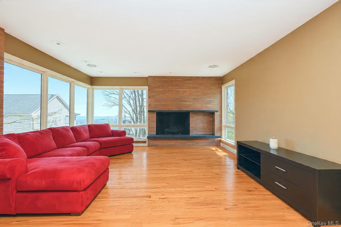 House in New York, New York, United States 4 - 17707605