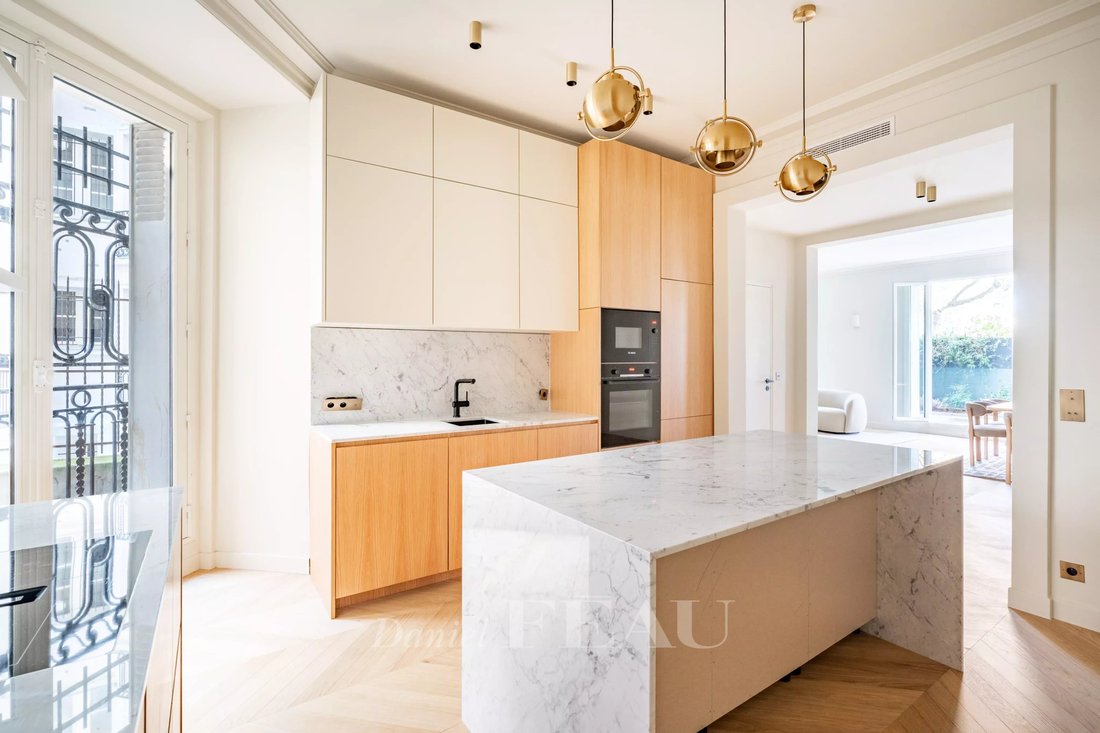 Apartment in Seine et Berges, Paris 1er Arrondissement, Paris 5 - 17704854