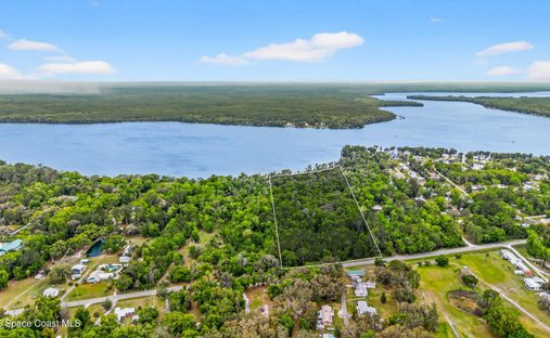 Land in Satsuma, Florida, United States 1