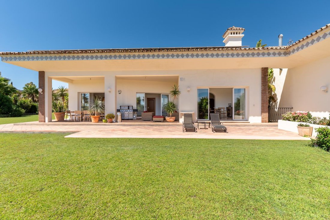 Villa in Benahavis, Andalusia, Spain 1 - 17710615