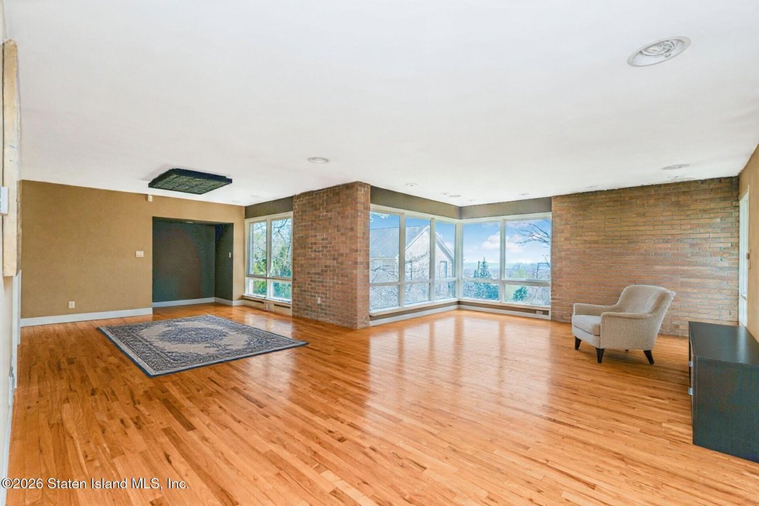 House in New York, New York, United States 4 - 17706417