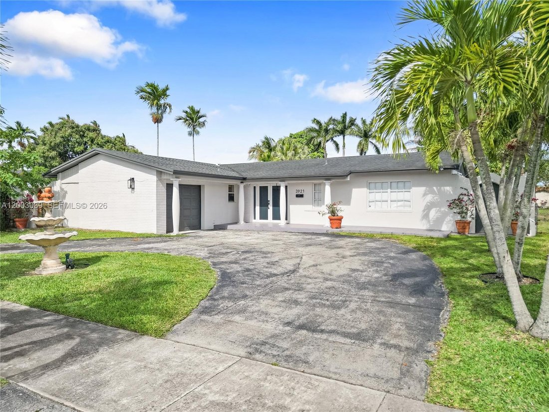 House in Miami, Florida, United States 1 - 17706851