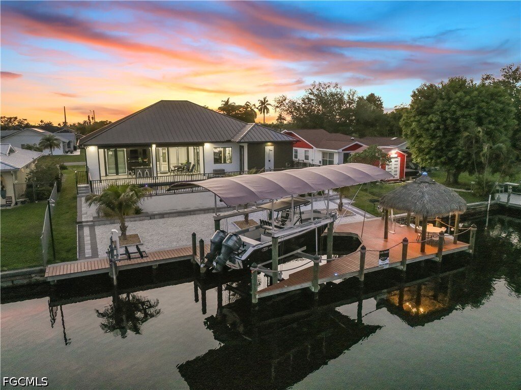 House in Cape Coral, Florida, United States 2 - 17710358