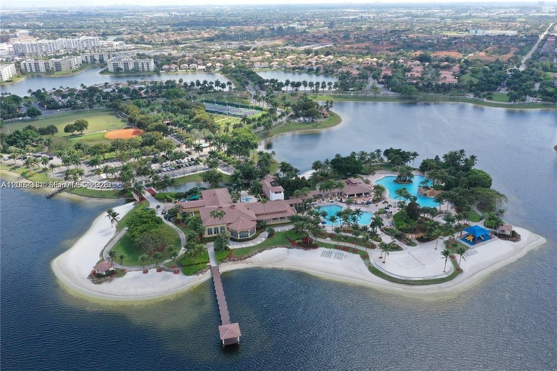 House in Doral, Florida, United States 1 - 17708948