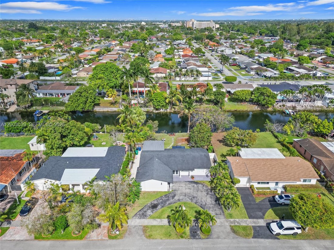 House in Miami, Florida, United States 2 - 17706851