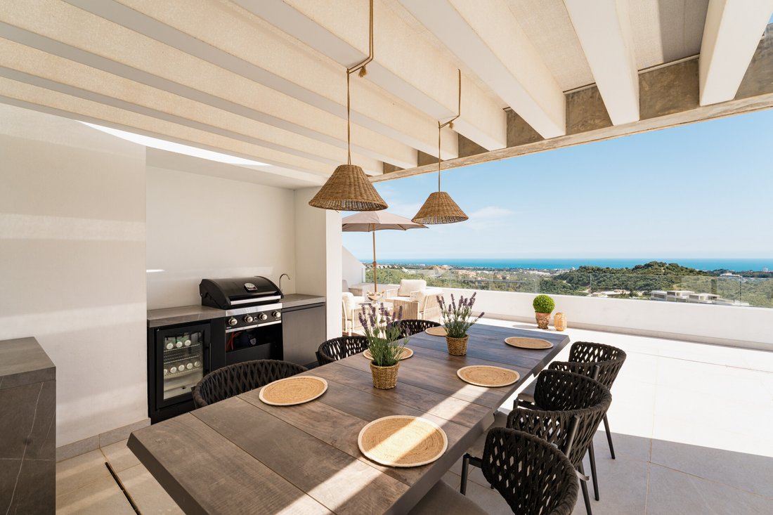 Penthouse in El Madroñal, Benahavis, Spain 2 - 17710995