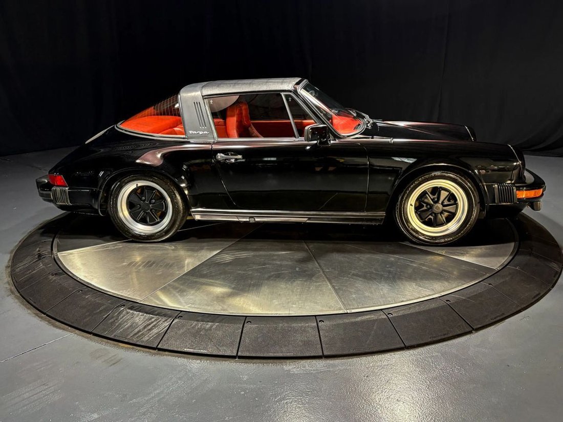 Cabriolet in Boca Raton, FL, United States 1 - 17709020