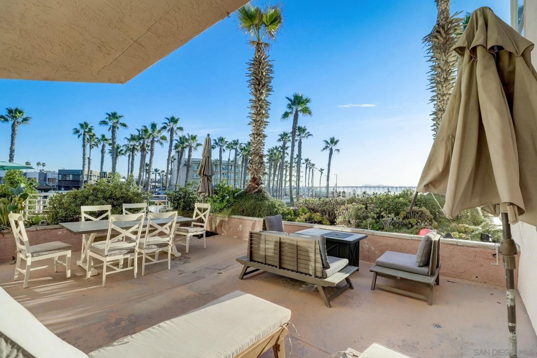 Condo in Imperial Beach, California, United States 5 - 17710632