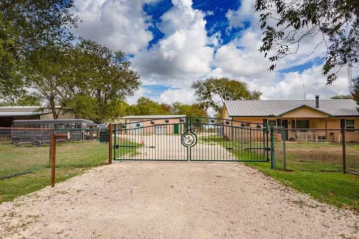 House in Woodway, Texas, United States 1 - 17704013