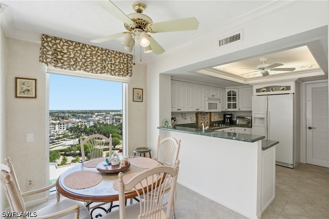 Condo in Naples, Florida, United States 2 - 17713813