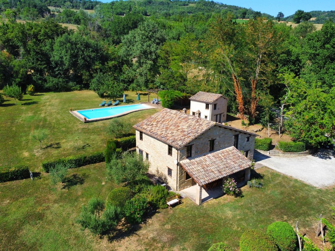 Country House in Gualdo, Marche, Italy 2 - 17709410
