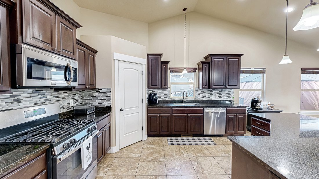 House in Spanish Fork, Utah, United States 3 - 17703677