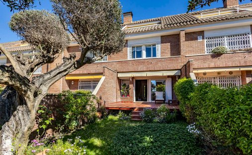 House in Sant Feliu de Llobregat, Catalonia, Spain 1