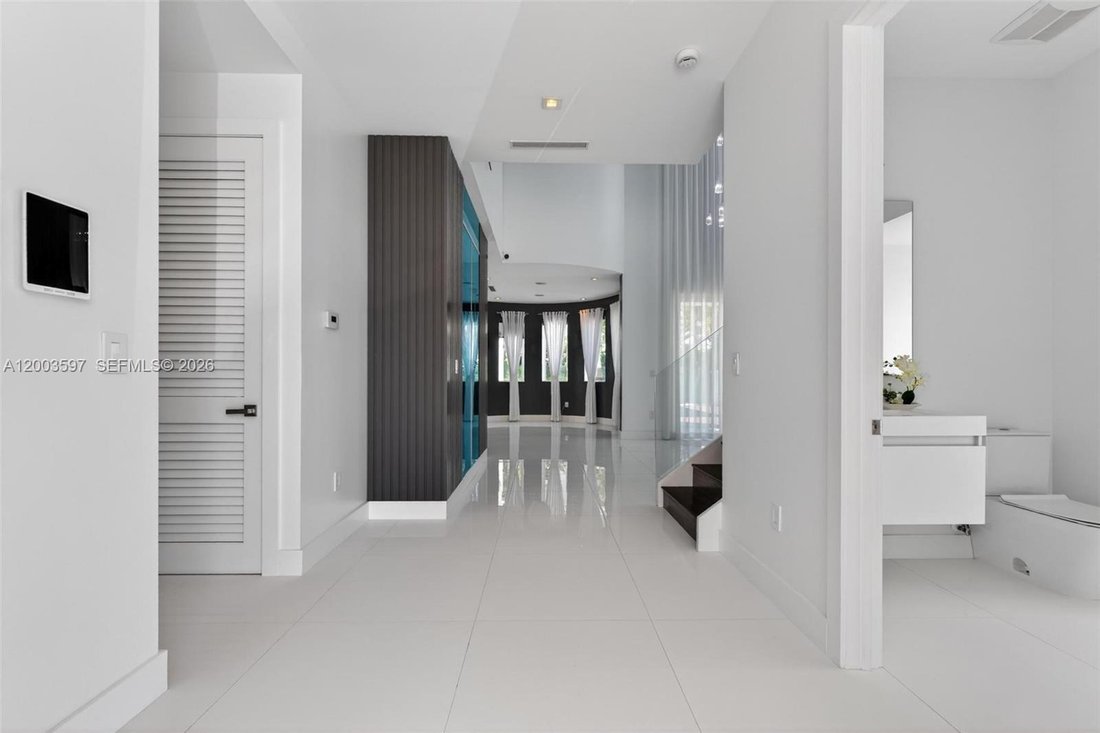 House in Doral, Florida, United States 3 - 17713967