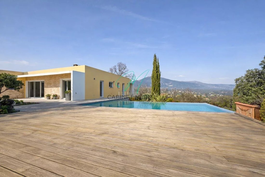 Villa in Le Rouret, Provence-Alpes-Côte d'Azur, France 3 - 17359203