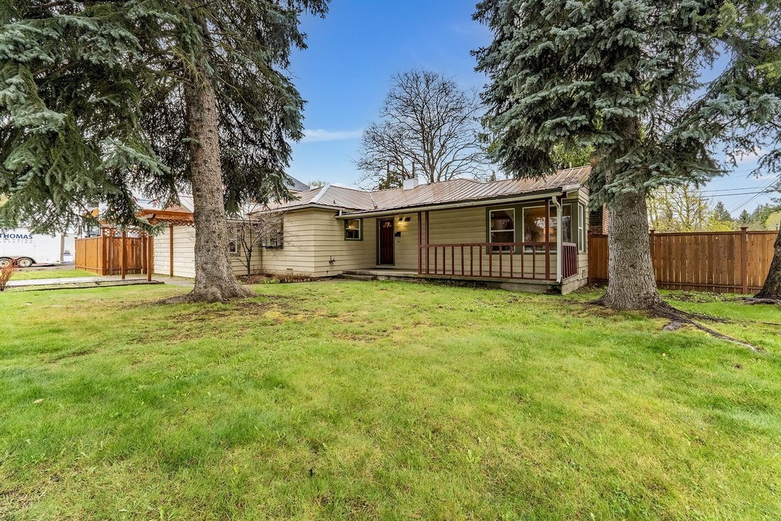 House in Coeur d'Alene, Idaho, United States 1 - 17713598