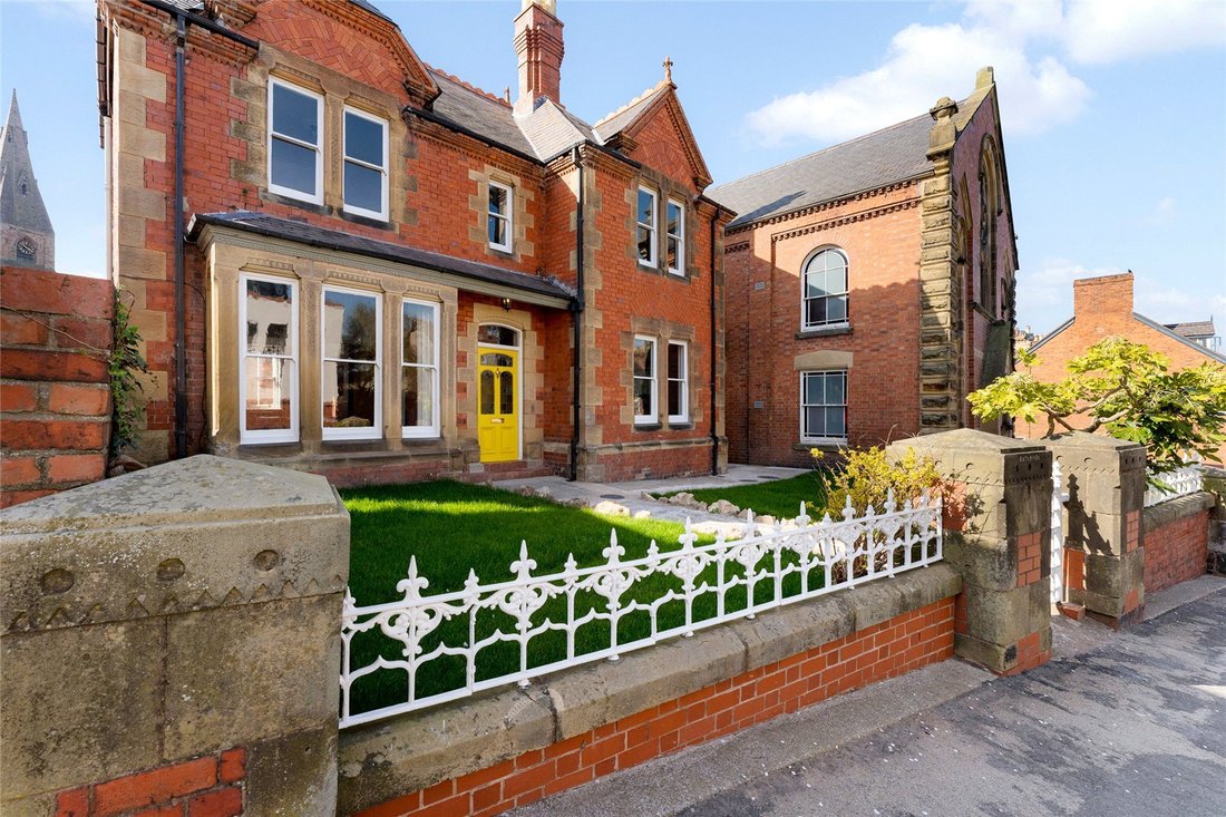House in Ruthin, Wales 1 - 17703012