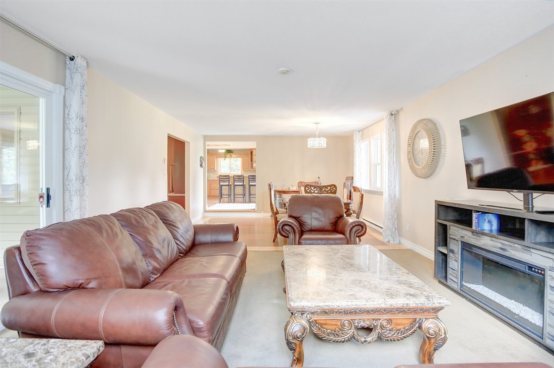 House in West Kelowna, British Columbia, Canada 4 - 16716619