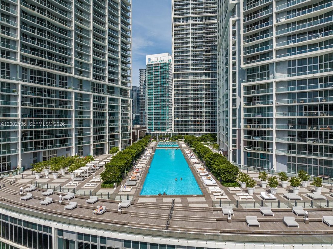 Condo in Miami, Florida, United States 2 - 17705557