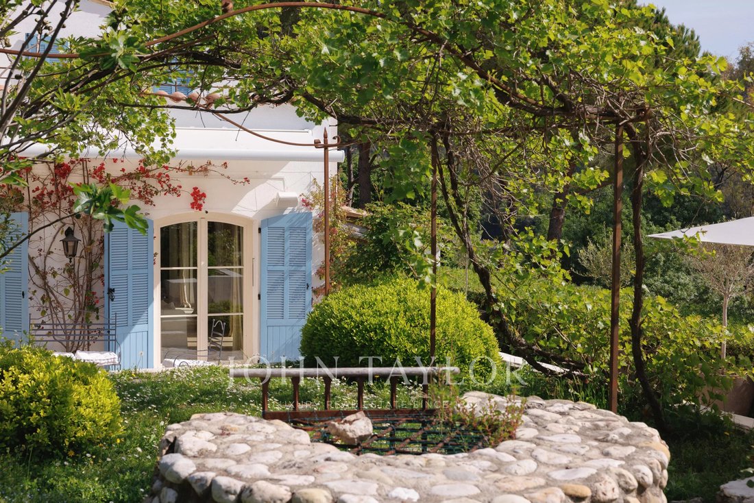 House in Quartiers Est les Salettes-Les Campons, La Colle-sur-Loup, France 5 - 17564526