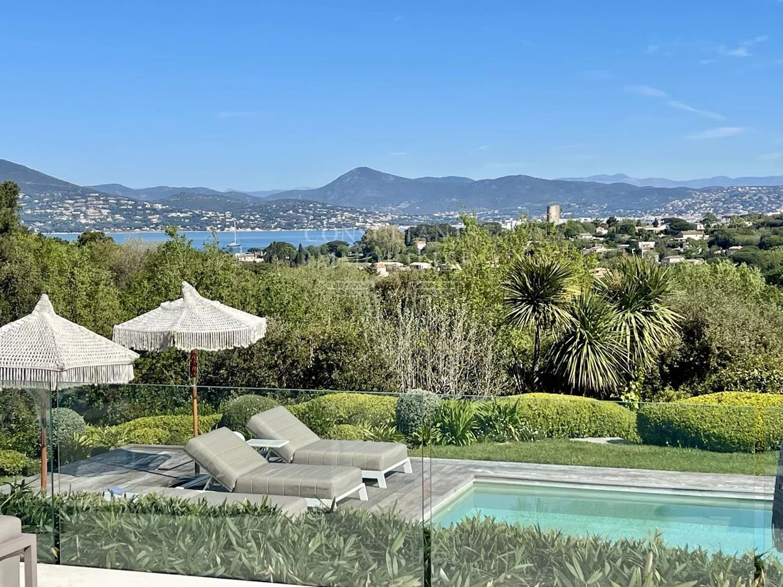 Villa in Gassin, Provence-Alpes-Côte d'Azur, France 2 - 17704713