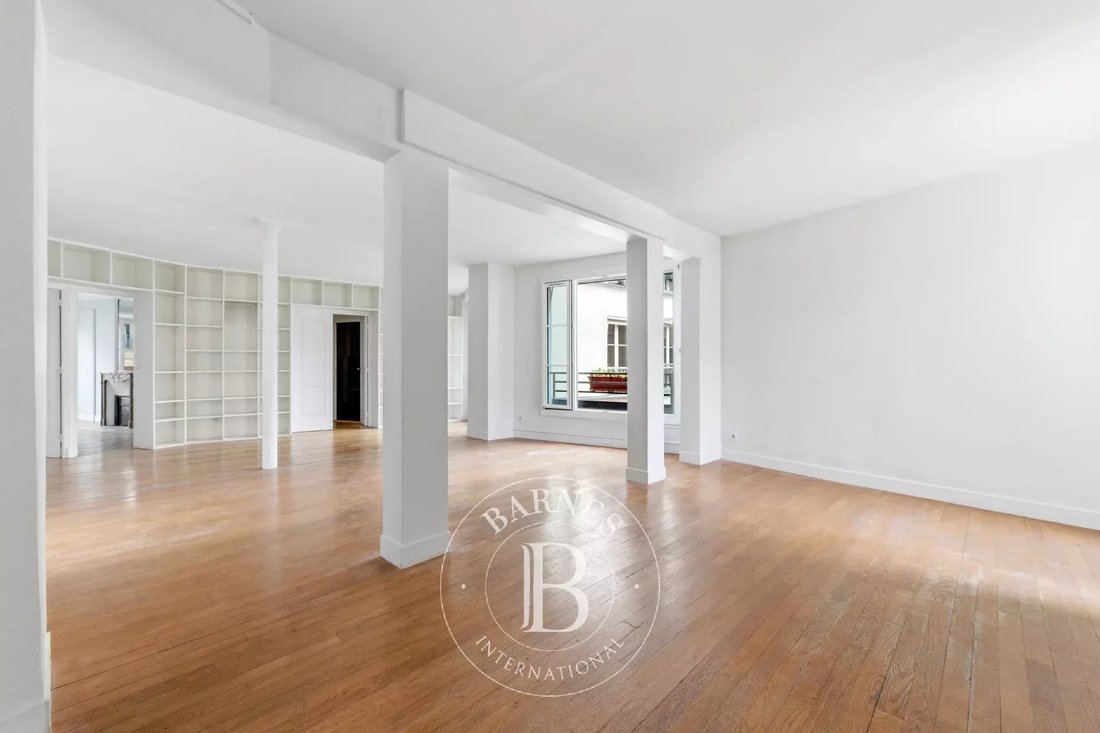 Apartment in Arts et Métiers, Paris 3e Arrondissement, Paris 5 - 17711092