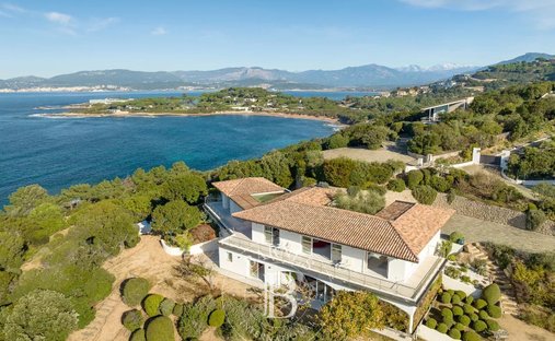 Tenuta a Grosseto-Prugna, Corsica, Francia 1