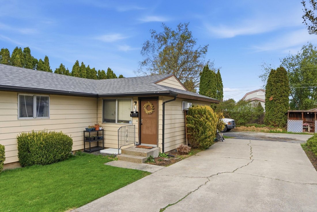 Spokane, Washington, United States 2 - 17710332