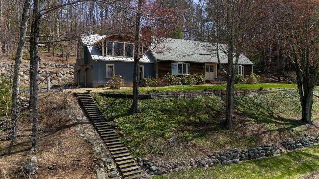 House in Amherst, New Hampshire, United States 2 - 17704544